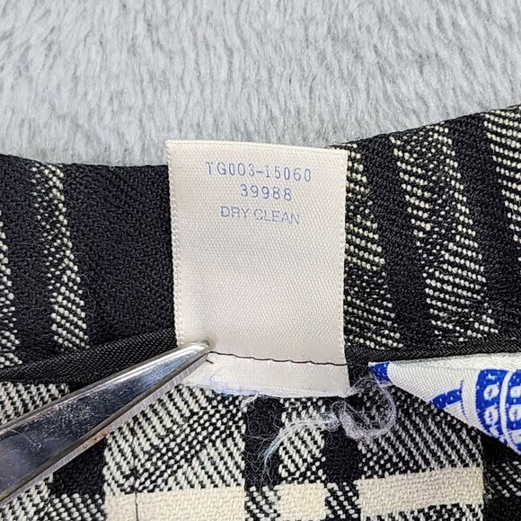 Vintage Pendleton Virgin Wool Midi Skirt Women 18 Black Plaid Pleated USA Office - Picture 10 of 11